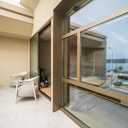 Oniros Residences 3*